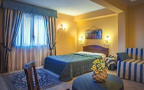 Greta Rooms Hotel